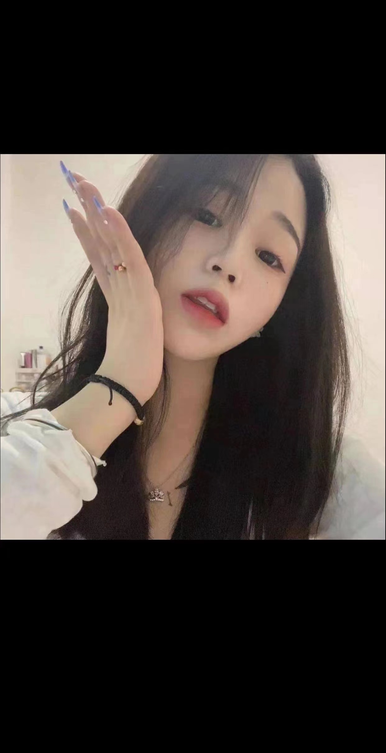 身材好，服务周到，会心疼人。