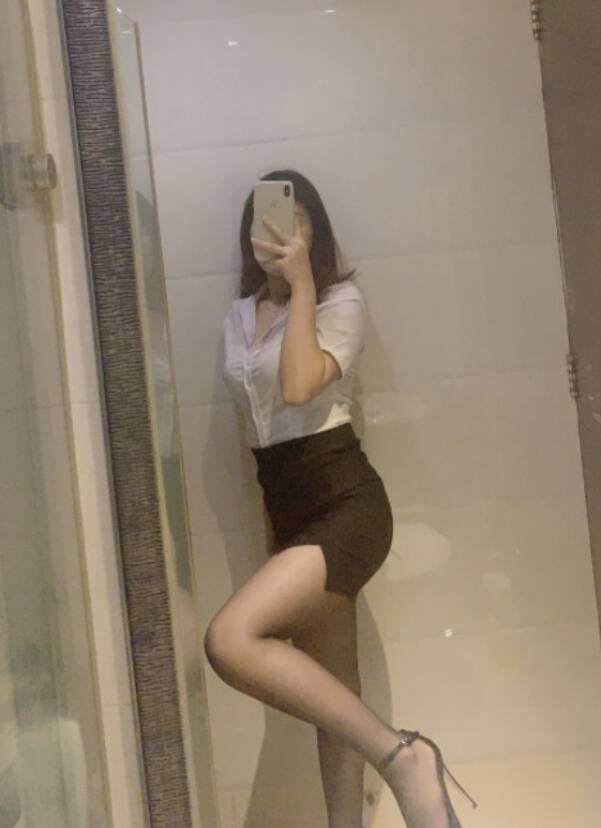 爽上肥臀熟女