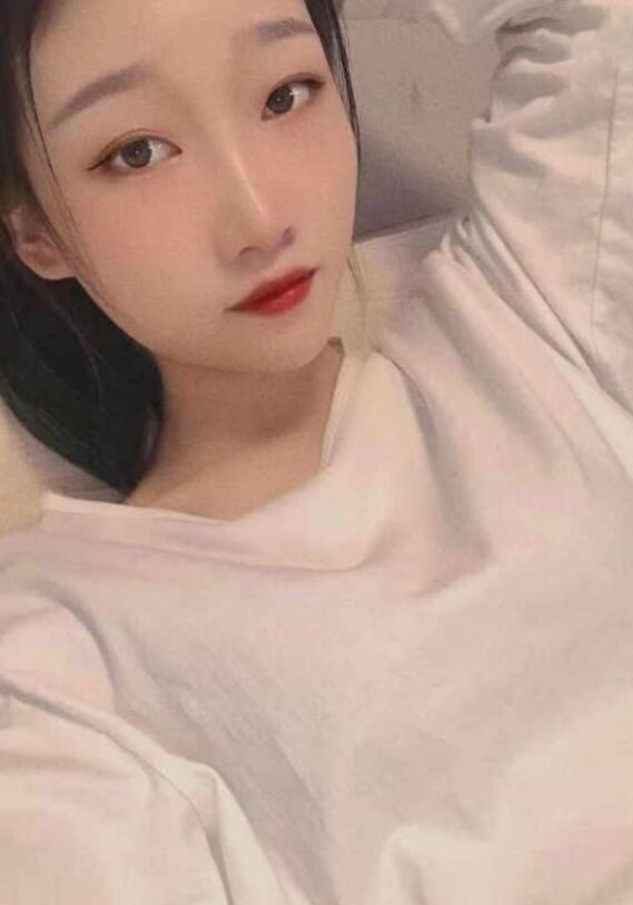 分享一个超有女人味的美少妇