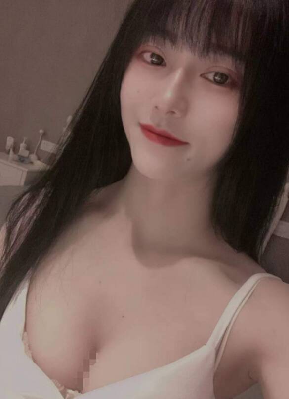 闲聊大奶兼职妹