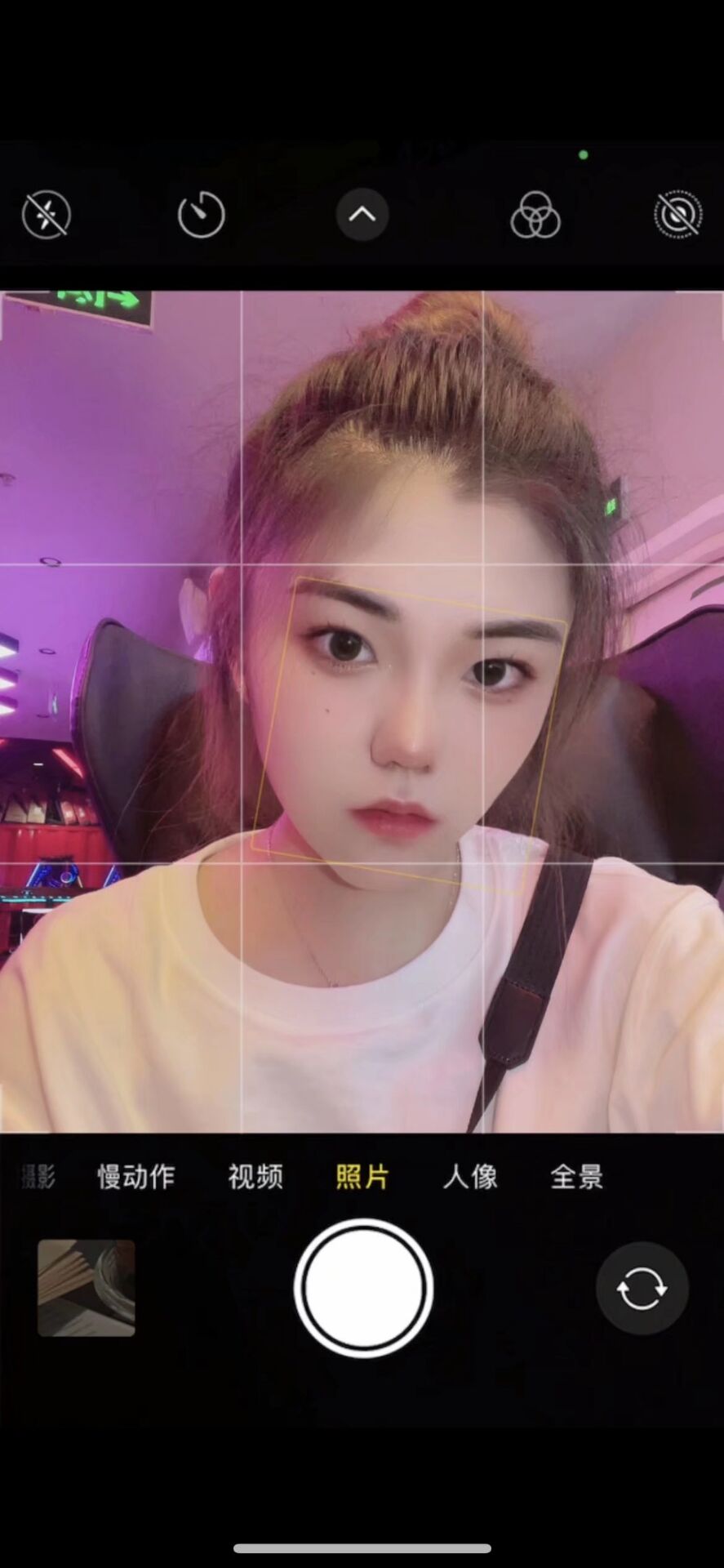 乖巧兼职小妹