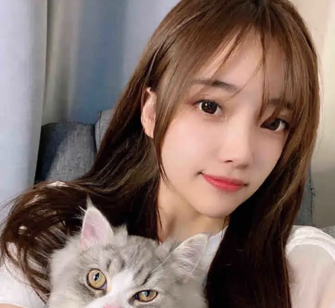 超嫩学生妹,刚出来没多久