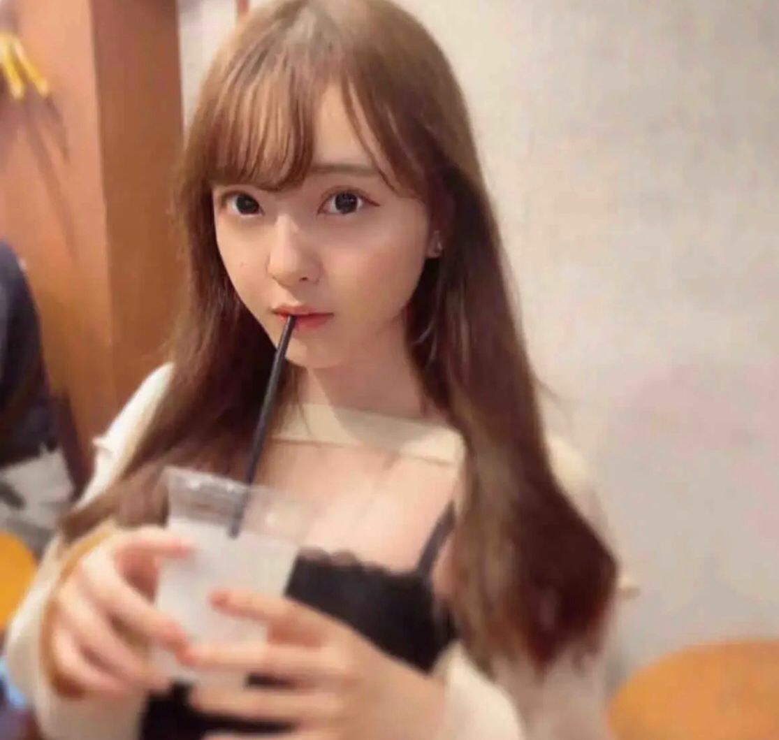 嫩妹，九浅一深让她水汪汪