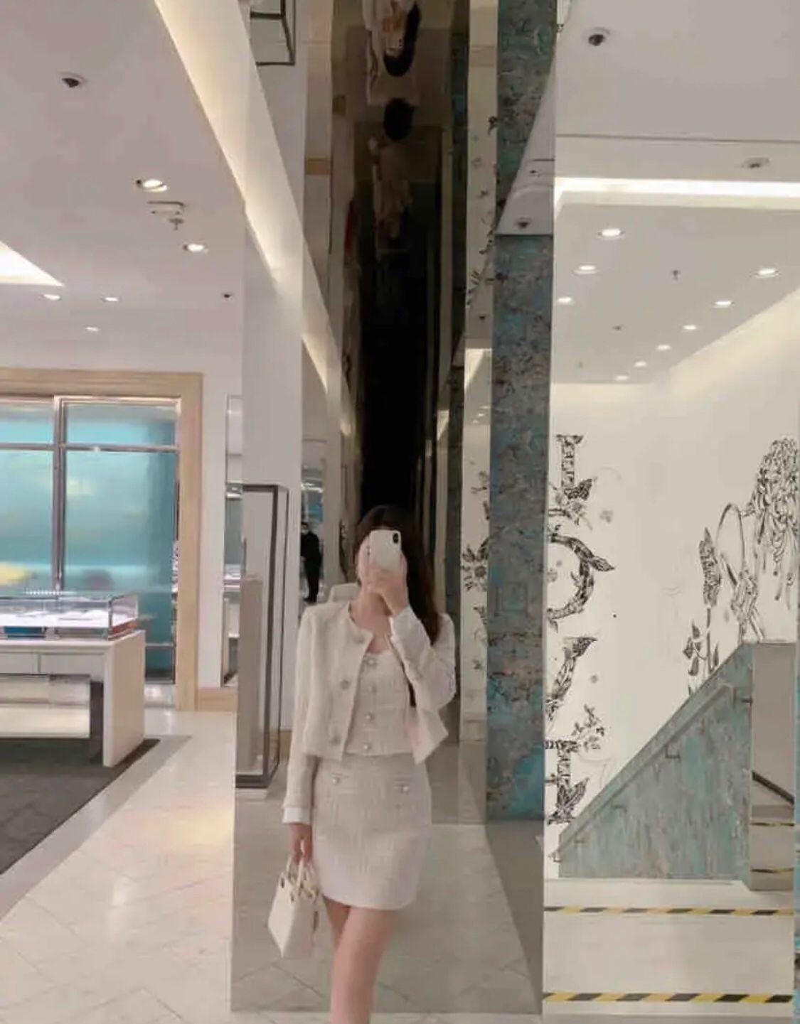 十分风Sao的少妇
