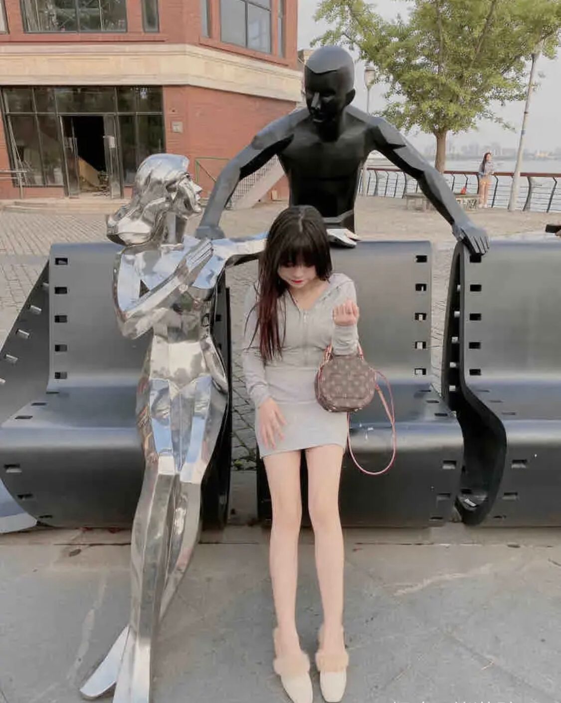 超级给力的御姐