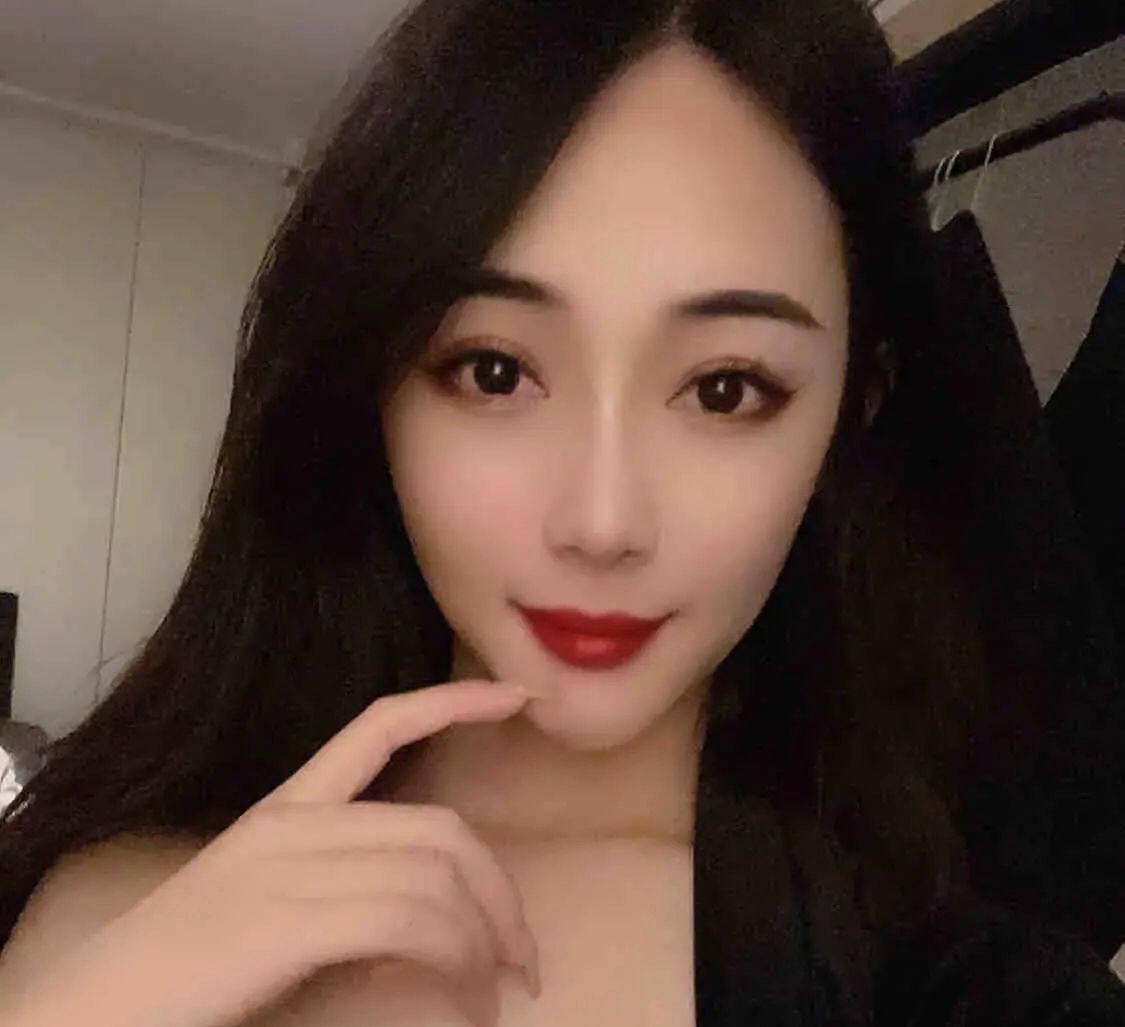 还不错的妹子