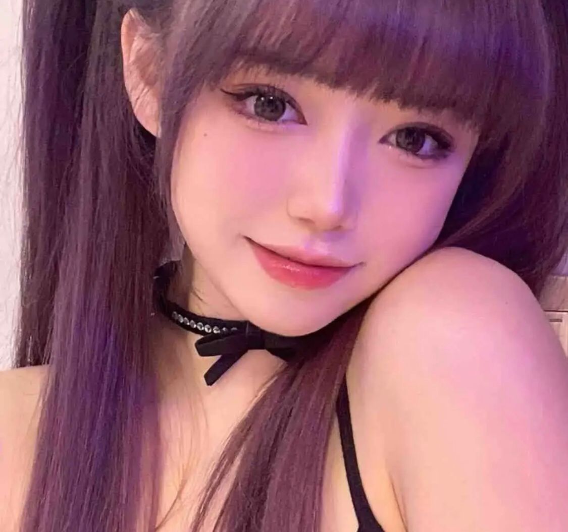 身材颜值小姐姐不错