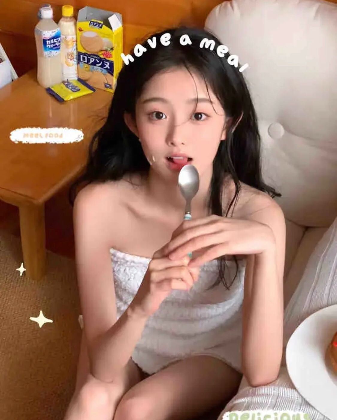 超级嫩的妹子