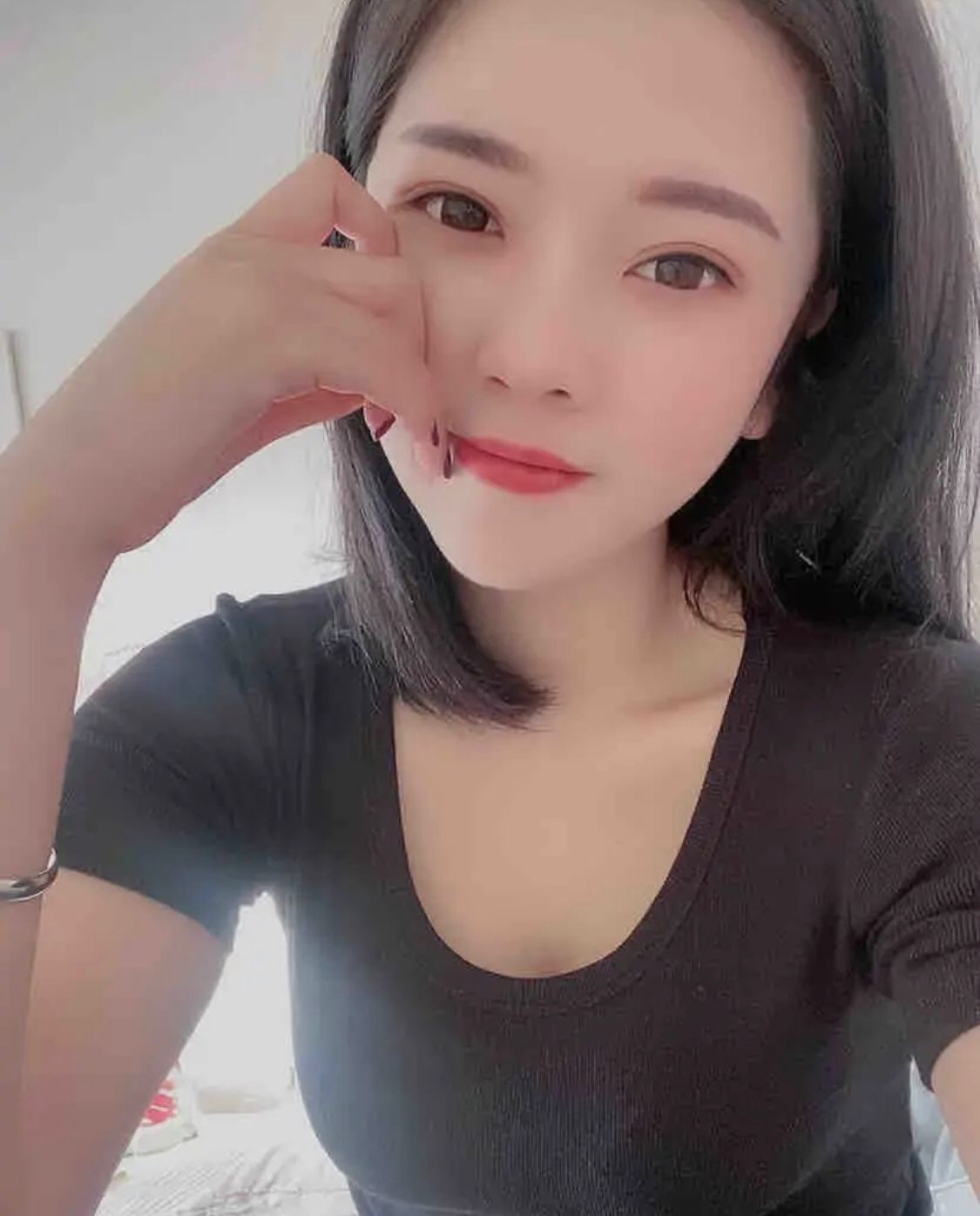 漂亮性感的妹妹