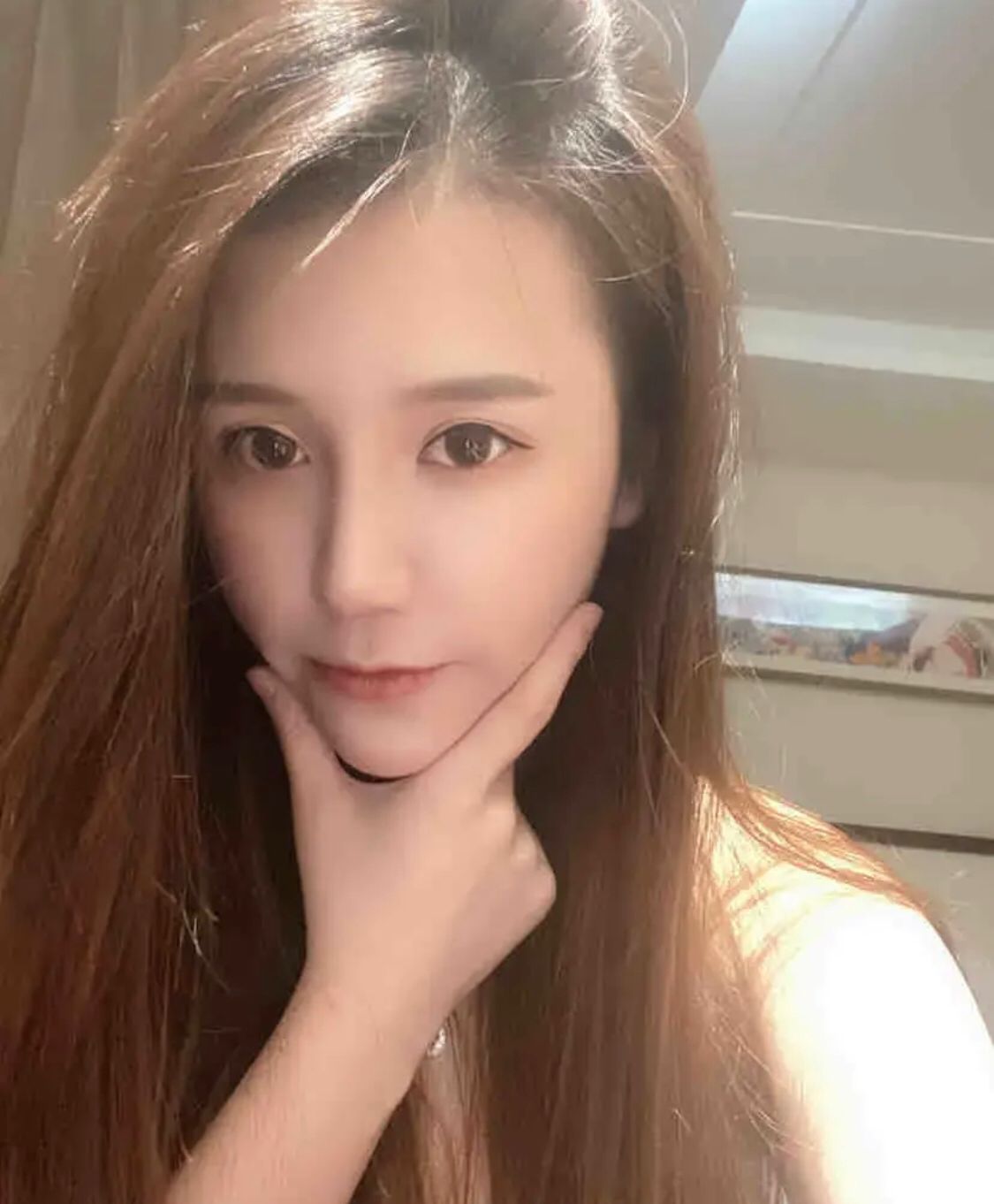 很热情的妹子