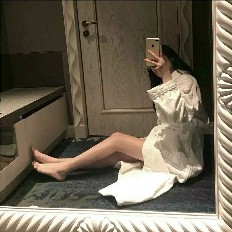 很舒服的妹子