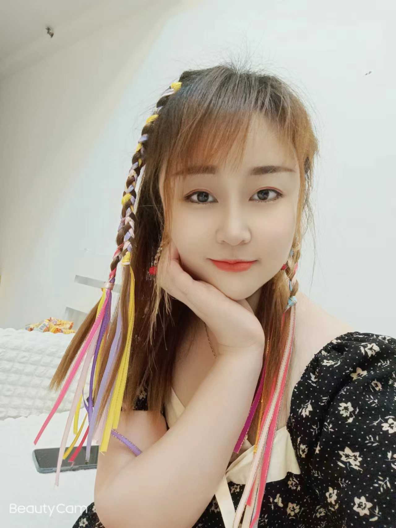 平湖少妇,长的还行,服务也不错,可以双飞哦