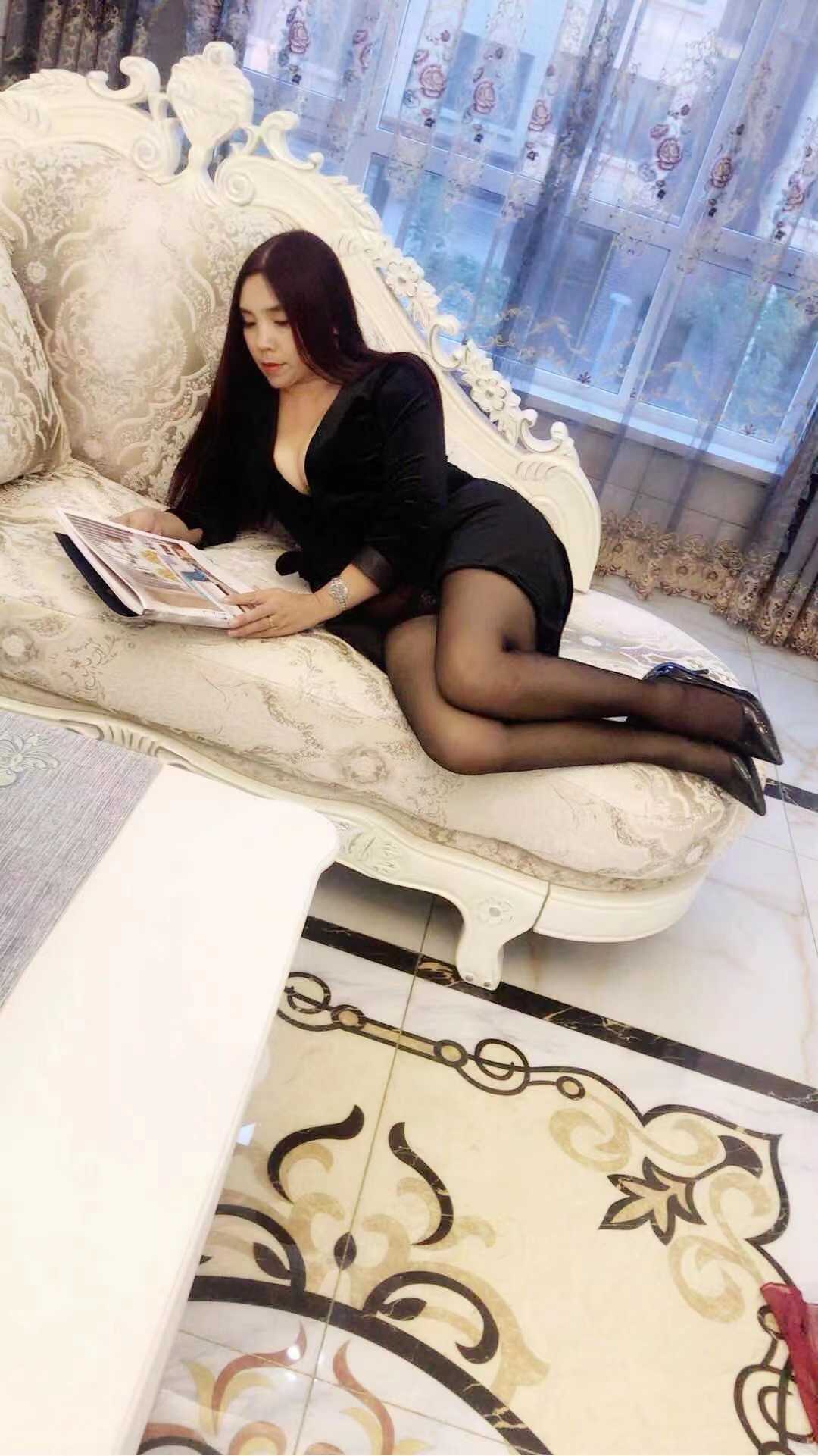 大奶兼职爽记