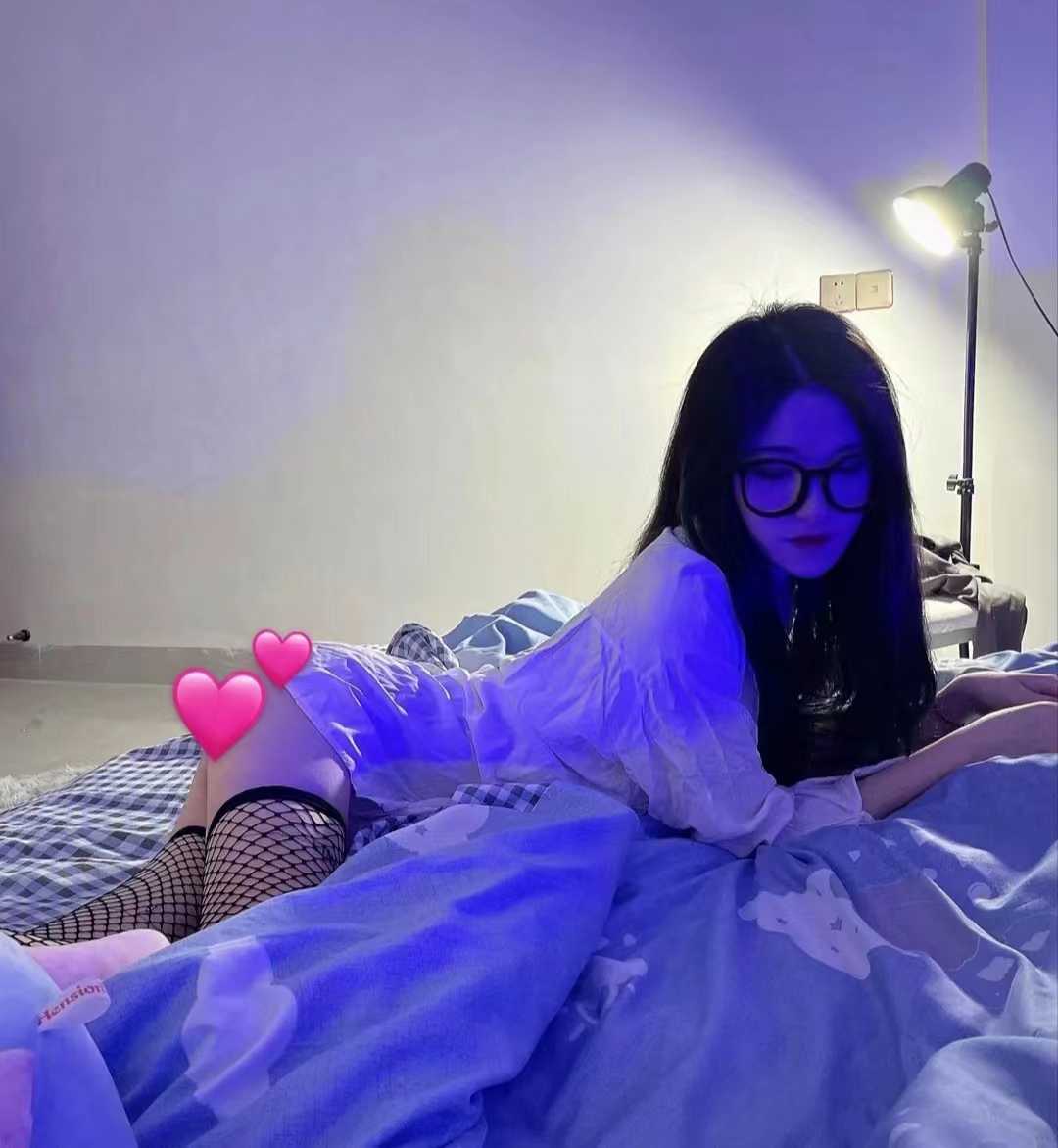 兼职小妹萱墨