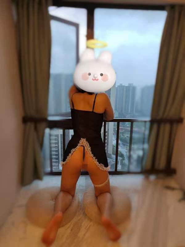 瑜伽小姐姐
