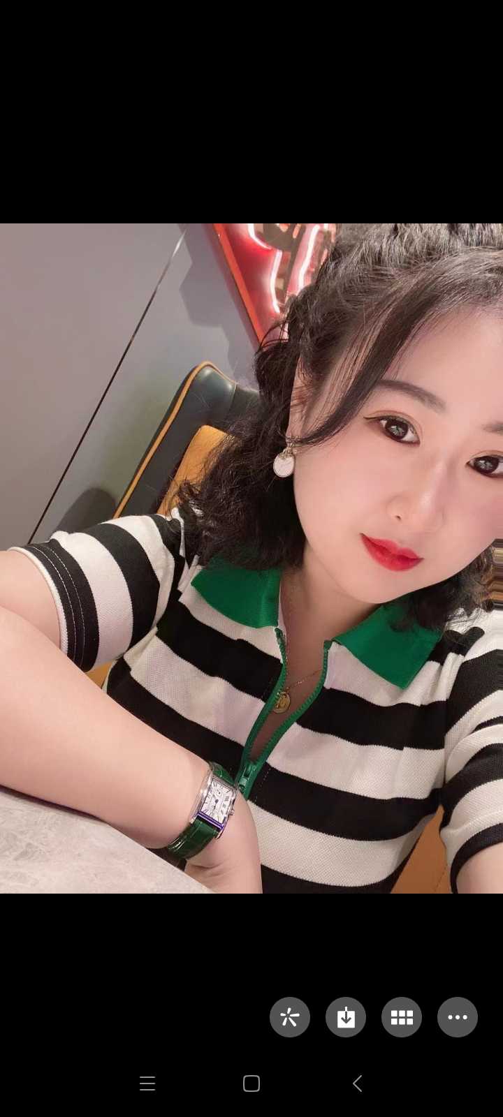 性感大波妹
