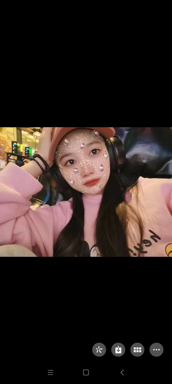 18岁的小嫩妹