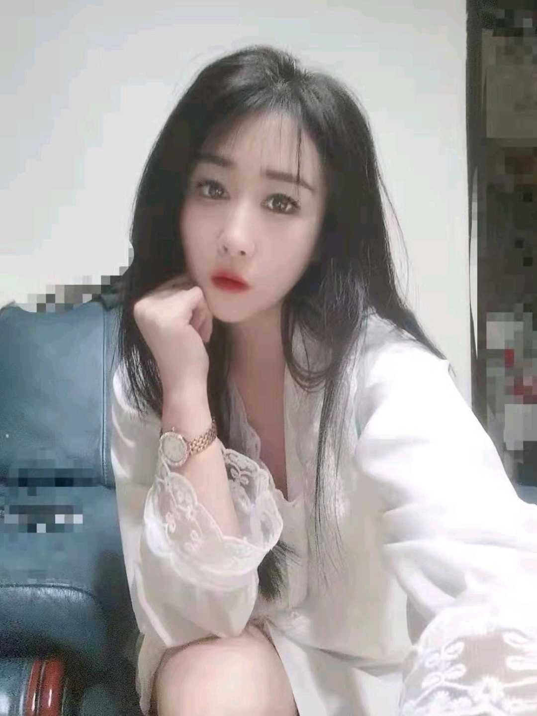 有气质的兼职小姐姐