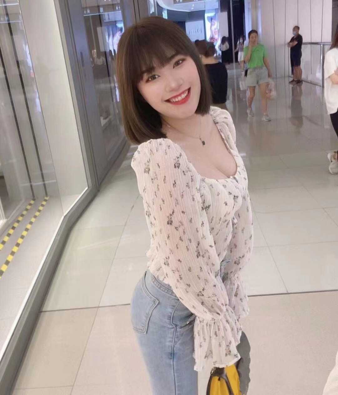 大胸小Sao货
