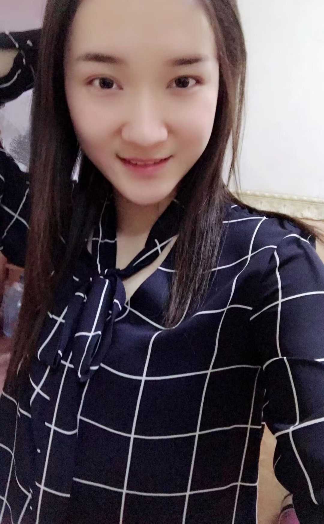 鞍山莹莹，快餐