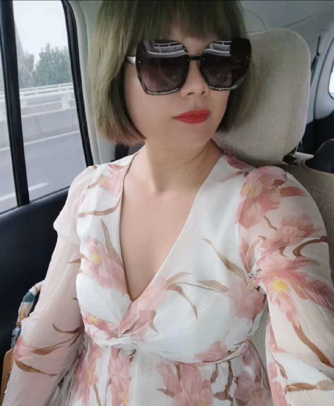 天津站小姐姐