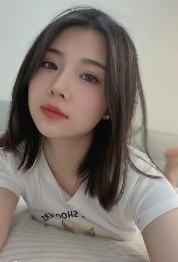 微胖年轻妹妹