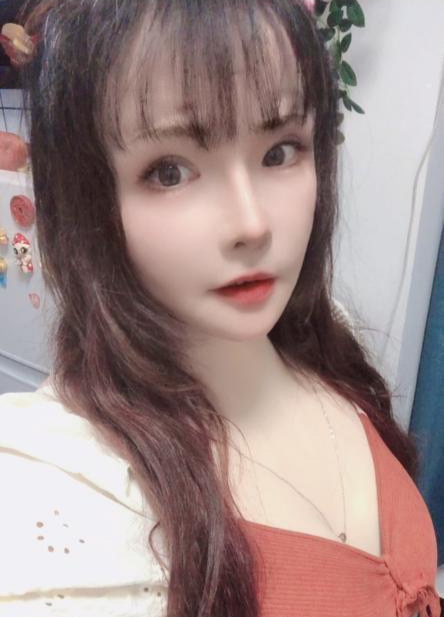 宝安妞奶兔妹
