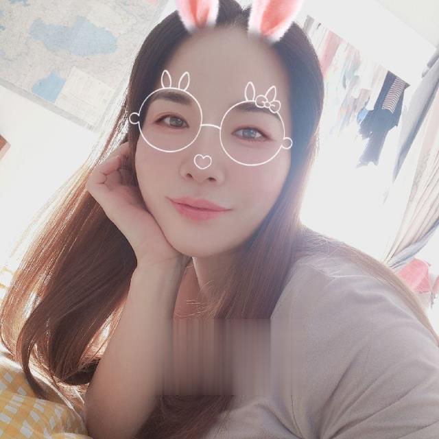 巨乳翘臀少妇