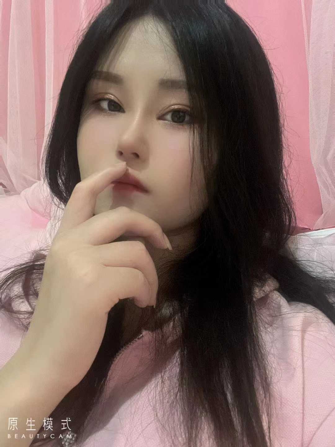 安全胸大妹子