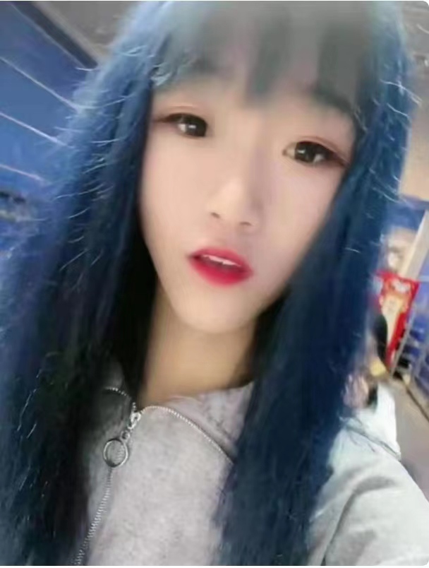 魔鬼身材的小妖精