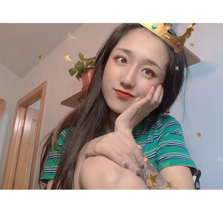 炮架子的黑丝美腿